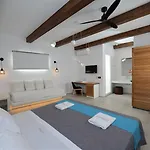 ホテル コルフォス 3*