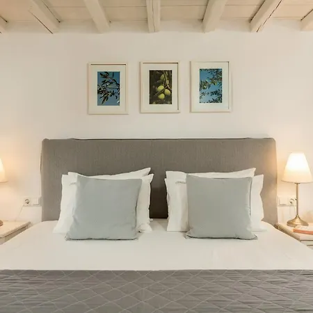 كورفوس فندق أورنوس