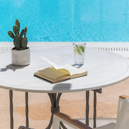 Hotel Corfos